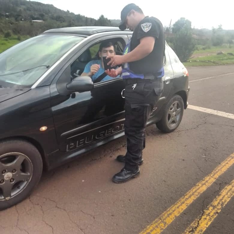 Alerta Sofía: la Policía misionera incluyó en sus controles la búsqueda del niño correntino y duplicó los operativos viales imagen-4