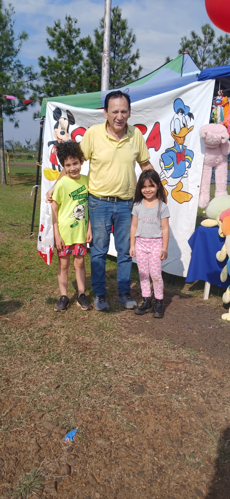 Itaembé Guazú: más de un centenar de familias llevaron juguetes a la Carpa Solidaria imagen-6
