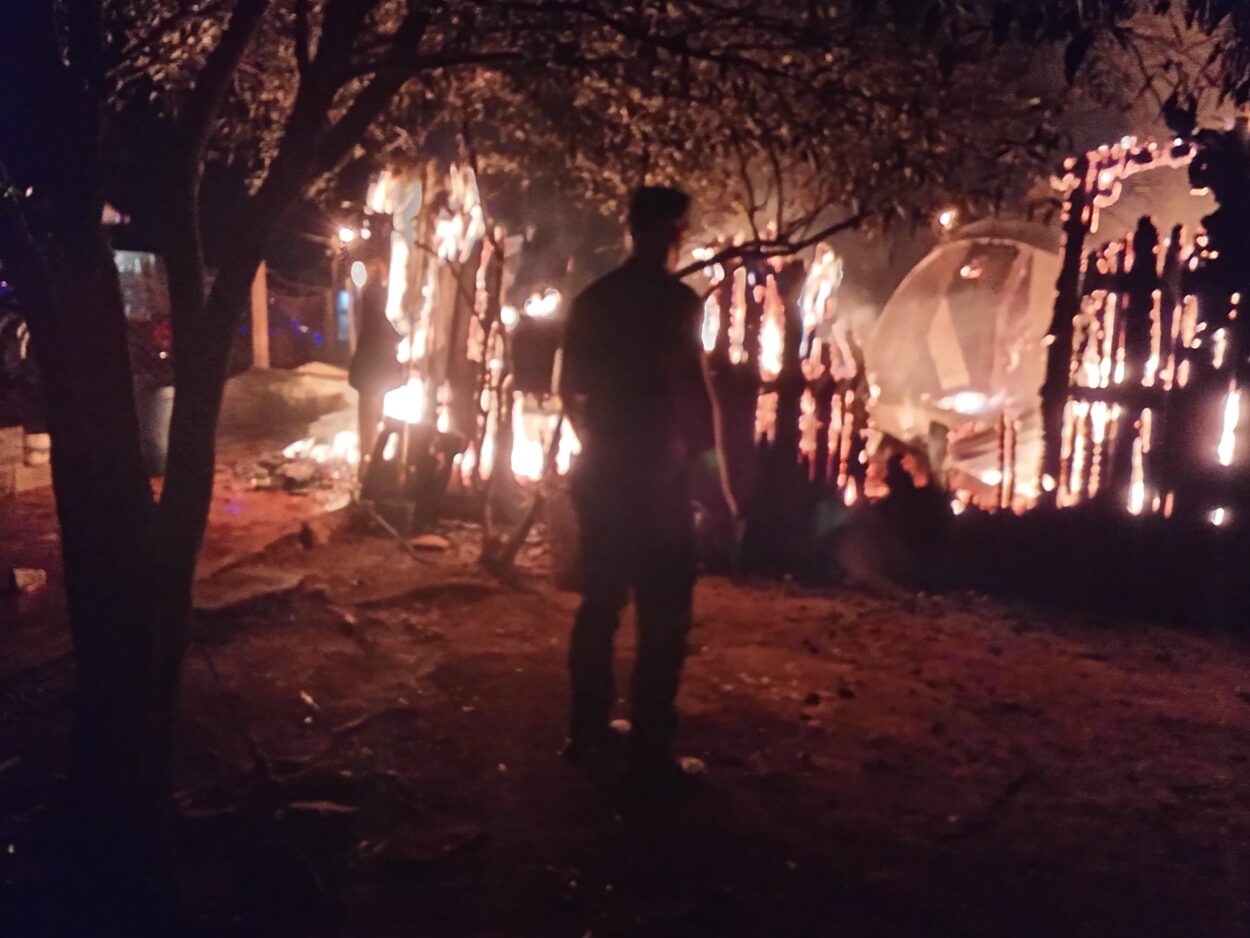 Campo Viera: fueron a un cumpleaños y al volver encontraron su casa en llamas imagen-2