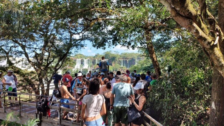 Misiones se consolidó como el destino más elegido por los turistas durante abril imagen-23