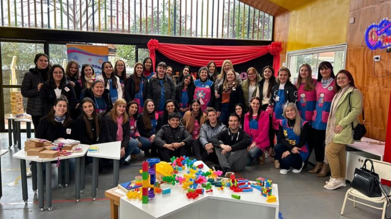 Educación Disruptiva: Crear un nuevo Espacio Maker para inspirar a más de 400 pequeños genios en San Vicente   imagen-13