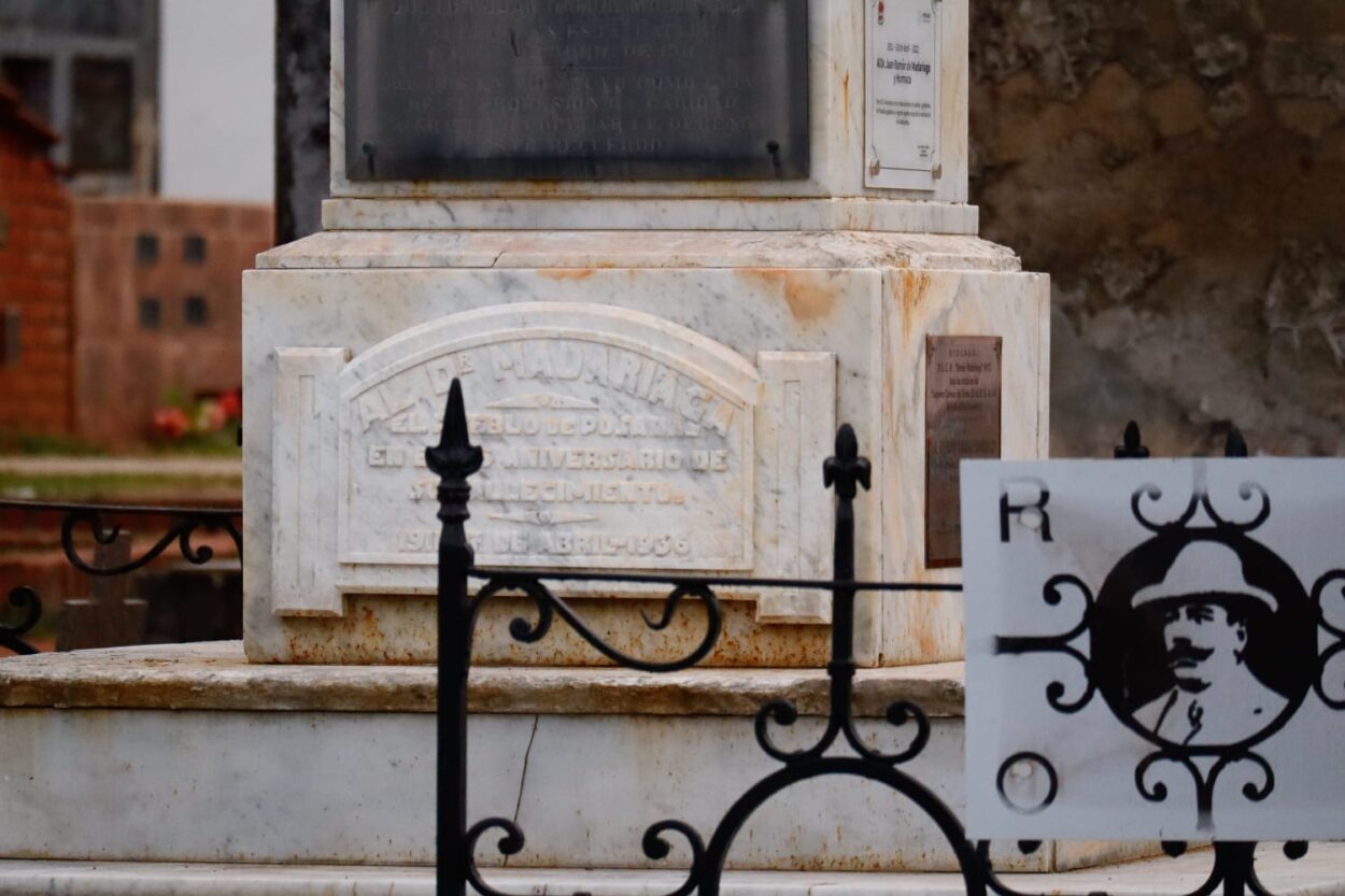 Guardián de Memorias: El Cementerio "La Piedad" de Posadas imagen-2