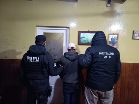 Guaraní: Testigo de robo calificado terminó involucrado en el hecho, la policía lo descubrió y quedó detenido imagen-8