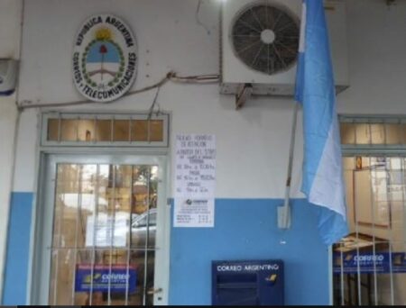 El de Candelaria fue el primer correo cerrado en Misiones, en el achique para privatizar el servicio El de Candelaria fue el primer correo cerrado en Misiones, en el achique para privatizar el servicio imagen-6