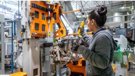 La UIA alerta que la industria se desplomó 14,2% anual en abril imagen-8