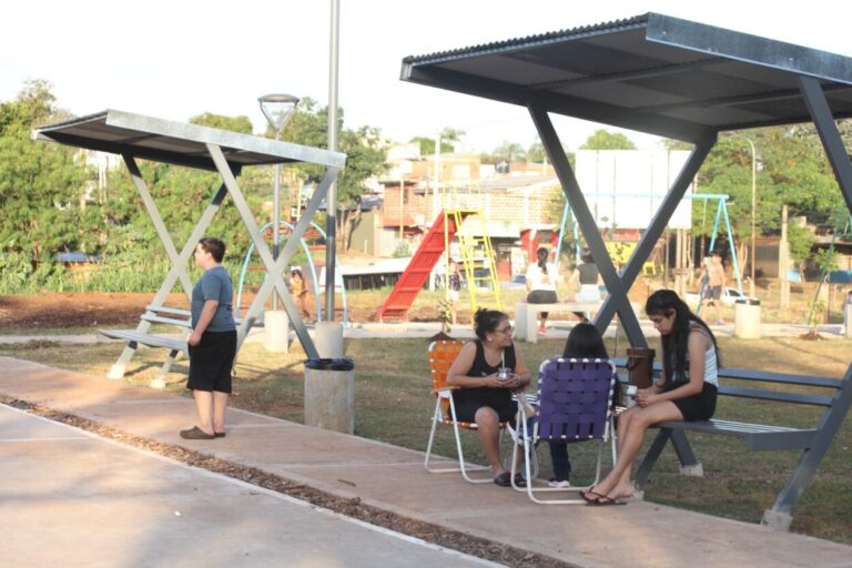 Presupuesto Participativo: inauguraron remodelación del playón de la chacra 120 imagen-37