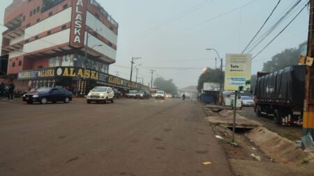 Encarnación: trabajadores del paso levantaron protesta y se normalizó el tránsito en el puente San Roque González de Santa Cruz imagen-3