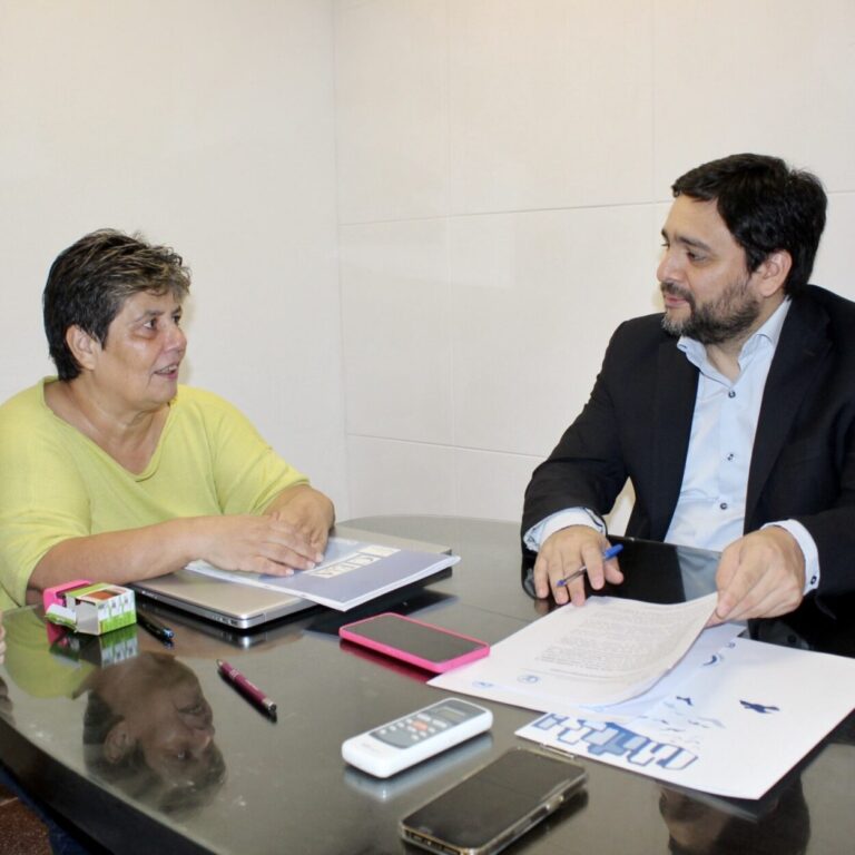 El Semab lanzó cursos para docentes en convenio con la Facultad de Humanidades imagen-25