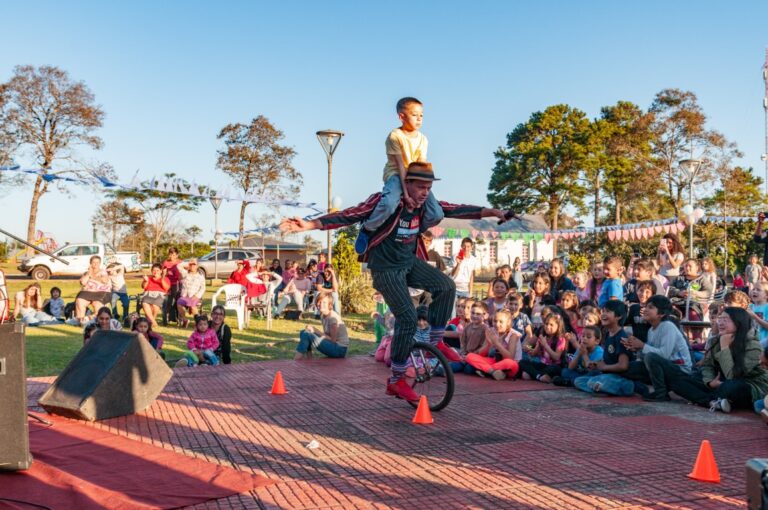 “Cultura en Movimiento” sigue llevando alegría y salud a los pueblos de Misiones imagen-47