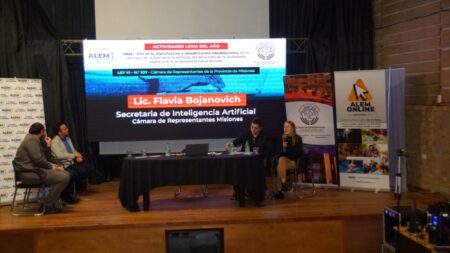 Intendentes disertaron en un conversatorio organizado por la Legislatura para promover la simplificación administrativa imagen-2