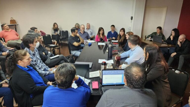 Mesa Técnica Salarial Docente avanza en el análisis de los planteos gremiales imagen-36