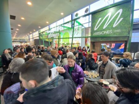 Misiones conquistó nuevos mercados en la Feria "Caminos y Sabores" de La Rural imagen-3