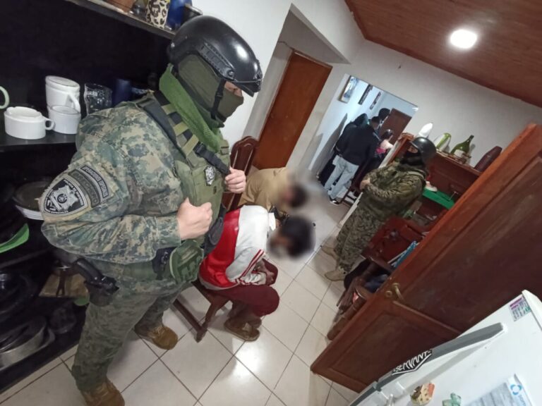 Allanamiento en Posadas: cuatro detenidos y drogas secuestradas en el 67mo "narcobunker" desarticulado en lo que va del año imagen-37