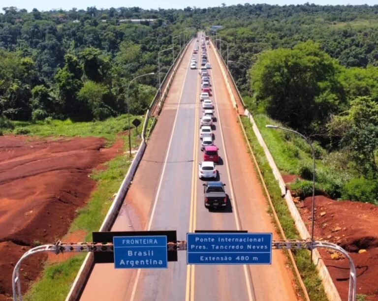 Brasileños coparon Iguazú este fin de semana imagen-34