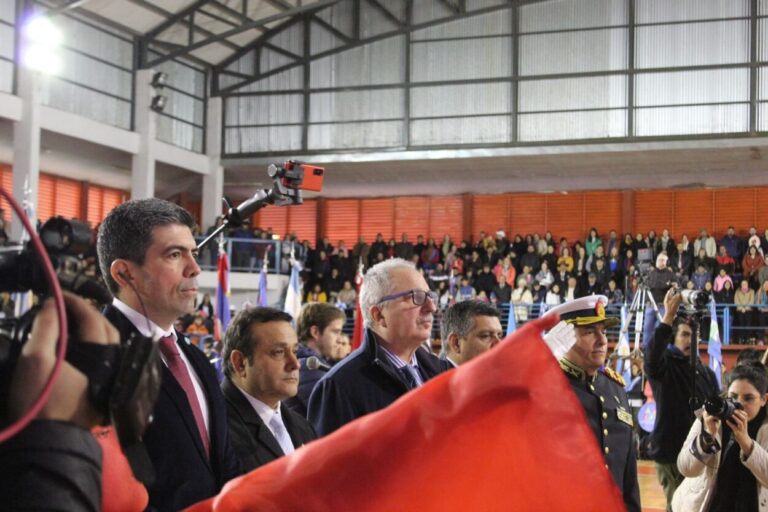 Ministro Díaz representó al STJ en el acto central por el Día de la Independencia argentina imagen-35