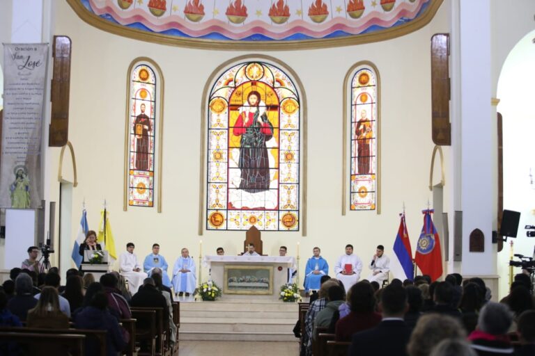 Passalacqua participó en el solemne Tedeum del Día de la Independencia en la Catedral imagen-27