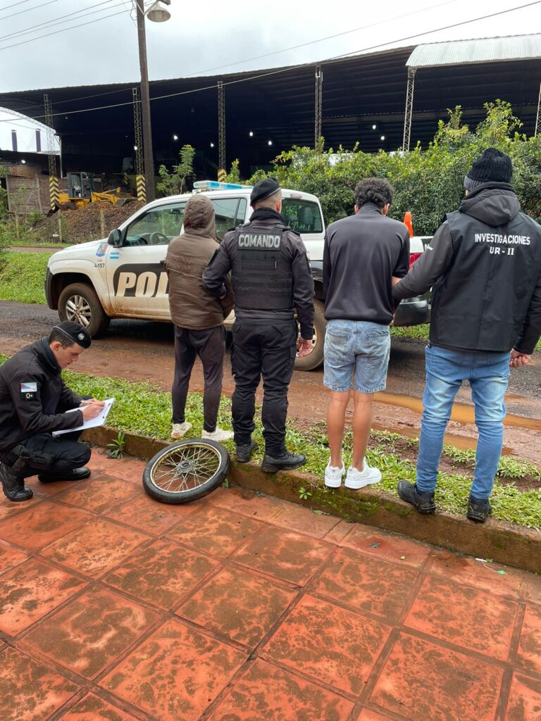 La Policía detuvo a involucrados en el robo a ex competidor de atletismo y recuperó lo sustraído imagen-40