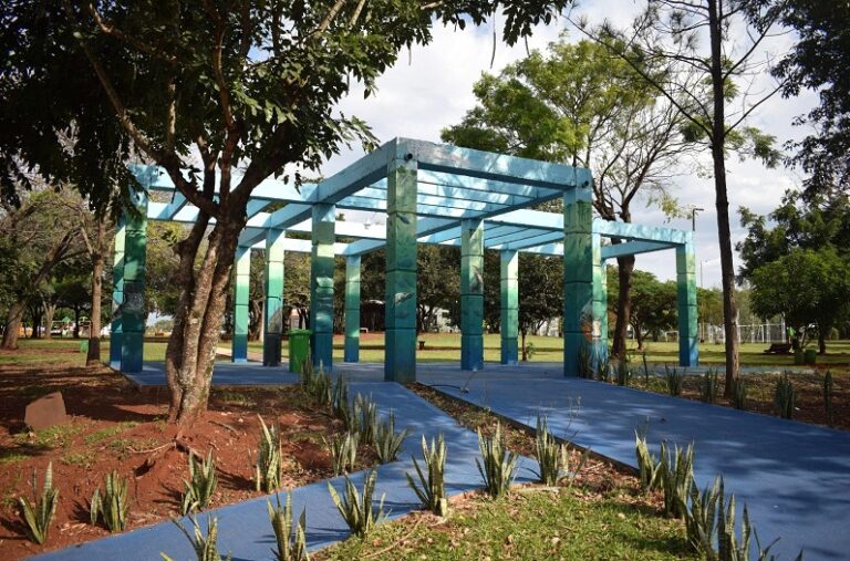 “Pérgola Templo de los Peces” en el Parque de la Ciudad imagen-22