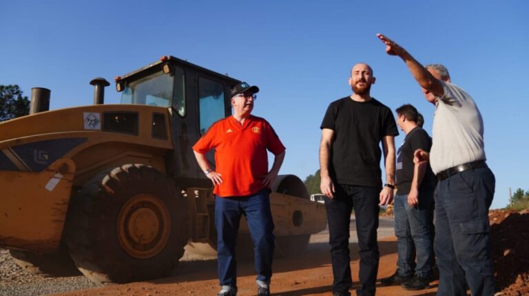 Passalacqua supervisó obras de refacción en el autódromo de Oberá, necesarias para el retorno del Turismo Nacional Passalacqua supervisó obras de refacción en el autódromo de Oberá, necesarias para el retorno del Turismo Nacional imagen-12