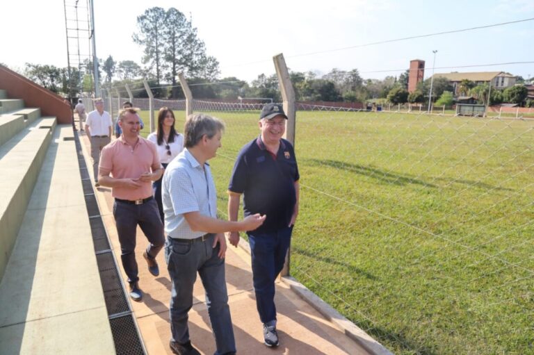 Passalacqua recorrió obras de infraestructura en Cerro Azul y Cerro Corá y se reunió con intendentes imagen-48