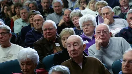 El Gobierno confirmó un nuevo bono para jubilados en agosto: de cuánto será y quiénes lo cobrarán imagen-1
