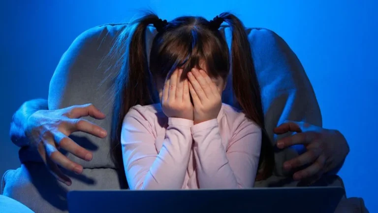 Experta en ciberdelitos alertó: «Las redes sociales son el camino de captación de grooming» Experta en ciberdelitos alertó: "Las redes sociales son el camino de captación de grooming" imagen-14