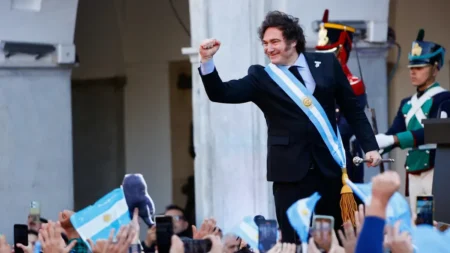 La maratónica serie de actos que Javier Milei encabezará por el 9 de Julio: de la firma del Pacto de Mayo al desfile militar imagen-3