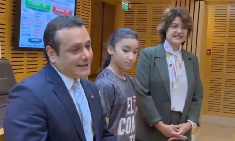 Jugadora de básquet de 11 años que sorprendió con alta anotación de puntos en un partido fue homenajeada en la Legislatura imagen-48