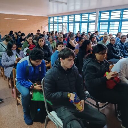 Gran concurrencia en el operativo del P.A.S. en el barrio A-4 imagen-1