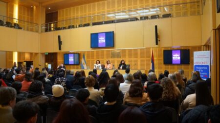 Legislatura: presentaron Diplomatura en perspectiva de género y abordaje de las violencias Legislatura: presentaron Diplomatura en perspectiva de género y abordaje de las violencias imagen-8