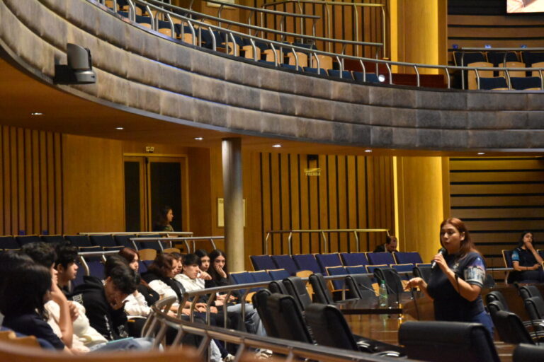 De la teoría a la práctica: Estudiantes viven la experiencia legislativa imagen-36