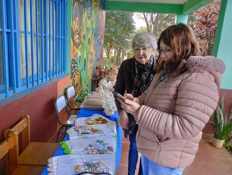 "Estamos con Vos" acercó a vecinos de Salto Encantado variados servicios integrales imagen-29