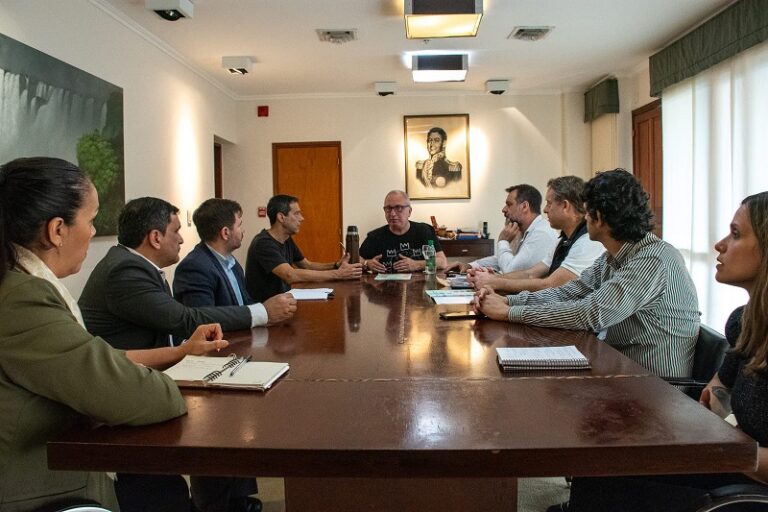 Nueva reunión de la Mesa de Trabajo para la Prevención del Suicidio imagen-24