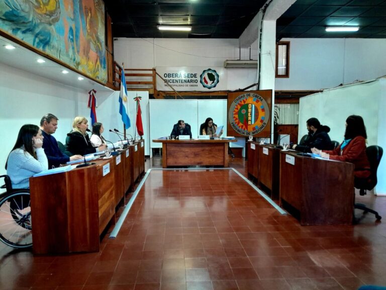 Concejo de Oberá aprobó una Ordenanza para avanzar con la Regularización de Barrios Populares imagen-42