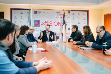 Avanza la conformación de la Red Provincial de Pediatría imagen-9