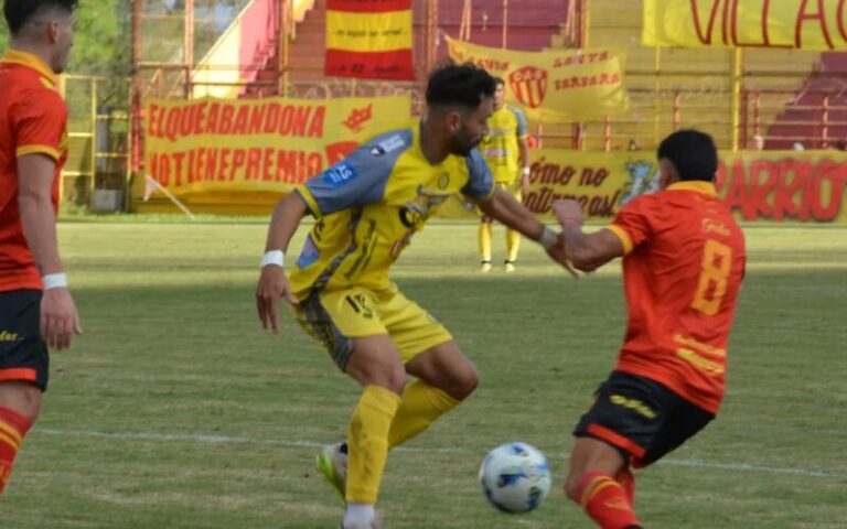 Fútbol: Crucero visita a Sarmiento en búsqueda de una necesaria victoria imagen-32