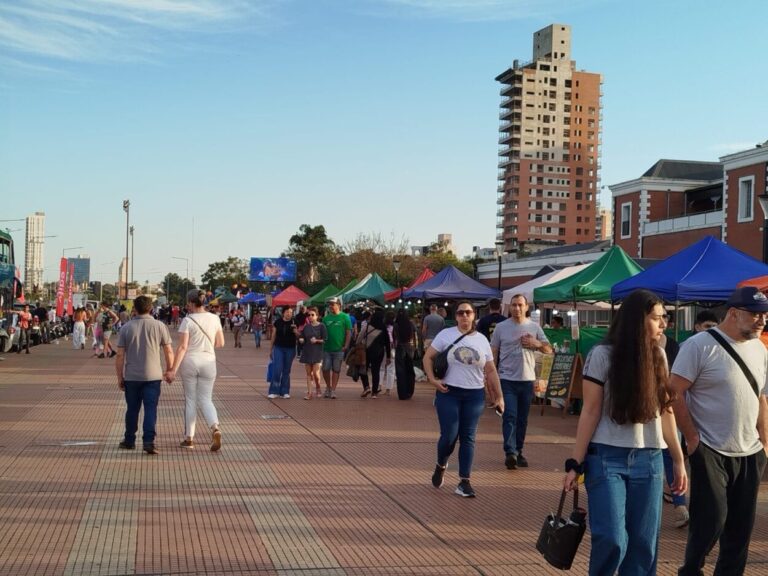 Más de 400 emprendedores en el cuarto tramo de la Costanera imagen-37