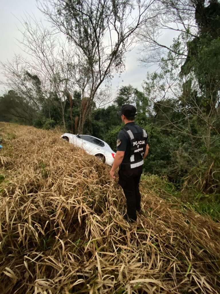 Campo Ramón: tres personas resultaron lesionadas en despiste vehicular sobre ruta provincial N° 103 imagen-31