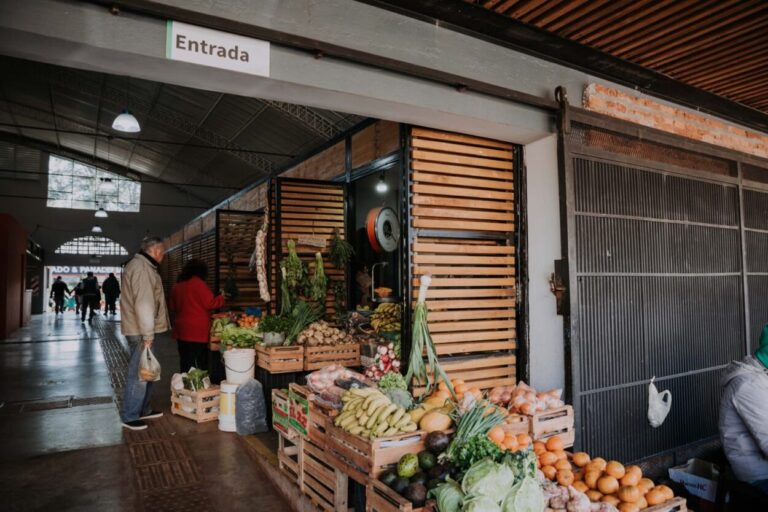 "De la chacra a tu mesa": se celebró el 24to Aniversario de la Feria Franca "Villa Urquiza" imagen-33