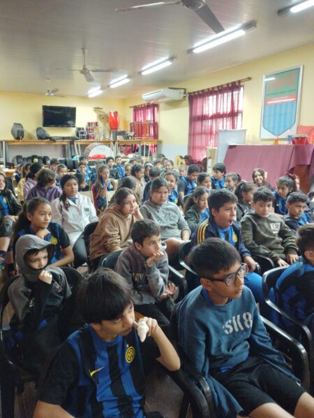 Educación Ambiental: alumnos de la Escuela 875, de Puerto Iguazú, participaron de charlas sobre flora y fauna en peligro imagen-10