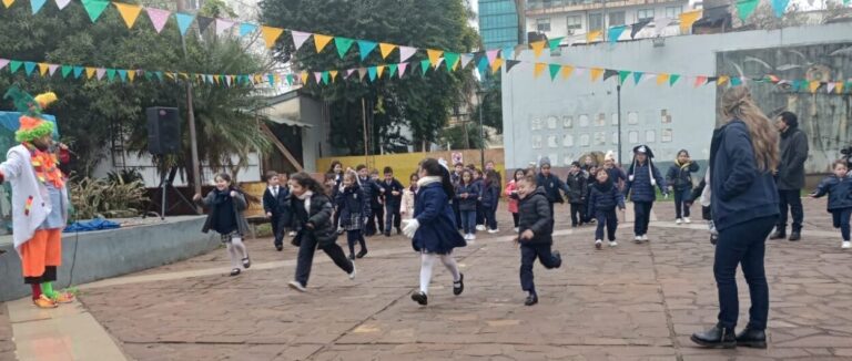 Viernes Culturales en el Paseo Bosetti: Un encuentro familiar semanal imagen-14