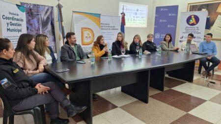 Mes de las Infancias: presentaron “Explorando tus Derechos 3” a realizarse en La Cascada de la costanera Mes de las Infancias: presentaron “Explorando tus Derechos 3” a realizarse en La Cascada de la costanera imagen-9