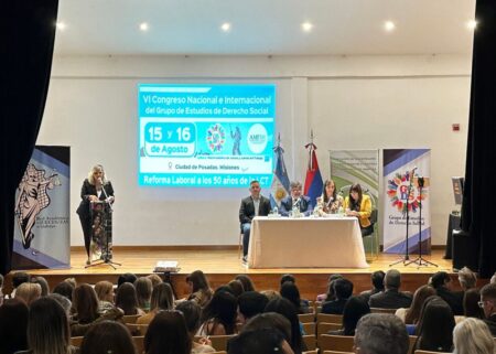 Con diversos paneles abordan en Jornadas los 50 años de la Ley de Contrato Laboral imagen-10