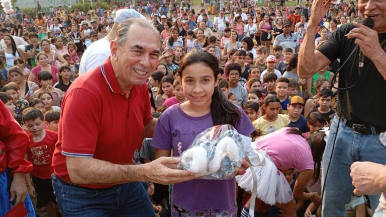 Stelatto acompañó los festejos por el Mes de las Infancias en Villa Cabello imagen-17