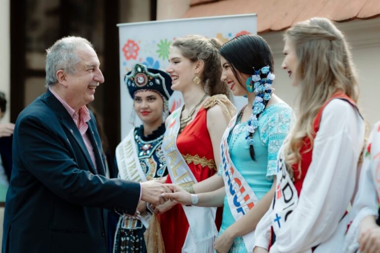 Presentan la Fiesta Nacional del Inmigrante, símbolo de la diversidad cultural y convivencia misioneras imagen-17