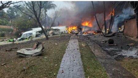 Brasil: 61 personas murieron tras la caída de un avión de pasajeros en el Estado de San Pablo imagen-9