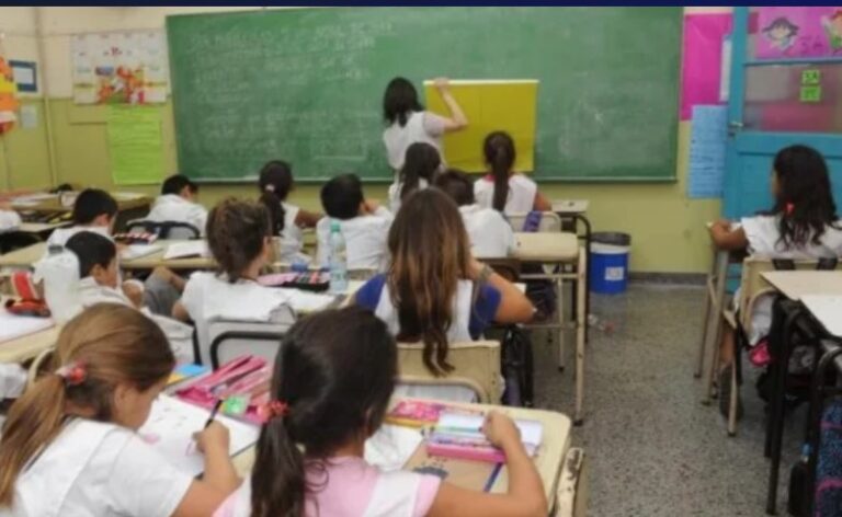 Se definió el calendario escolar para el ciclo lectivo 2025 en todo el país imagen-35