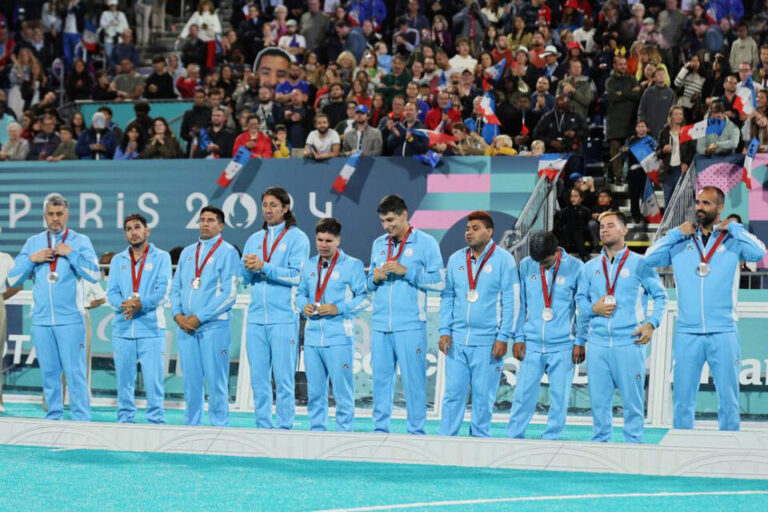 JJ. Paralímpicos: con los "Murciélagos", Mario Ríos se quedó con la medalla de plata imagen-36