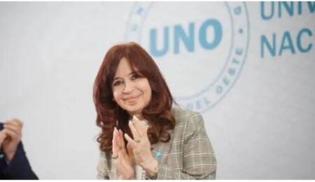 Cristina Kirchner, sobre el vínculo de Milei con el FMI: "Aprovecharía ese ímpetu para lograr vencimientos compatibles con nuestra capacidad" imagen-5