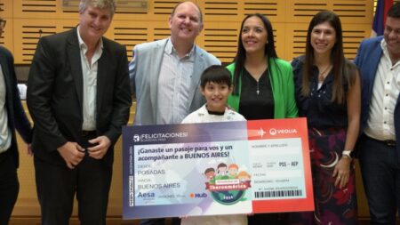 Legislatura: Consagraron al ganador provincial del concurso “Alrededor de Iberoamérica” imagen-8